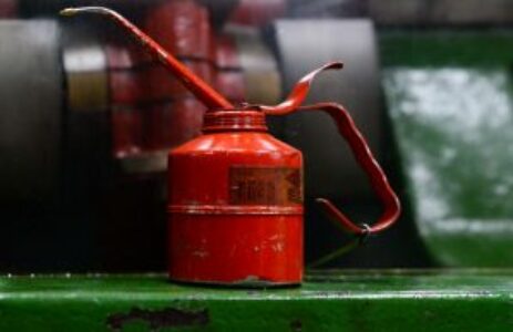 THE DANGERS OF USED OIL ON FARMS